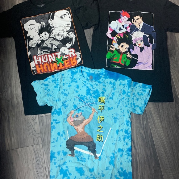 Lot of 3 size small anime t shirts 2 are black one is blue - Picture 1 of 4